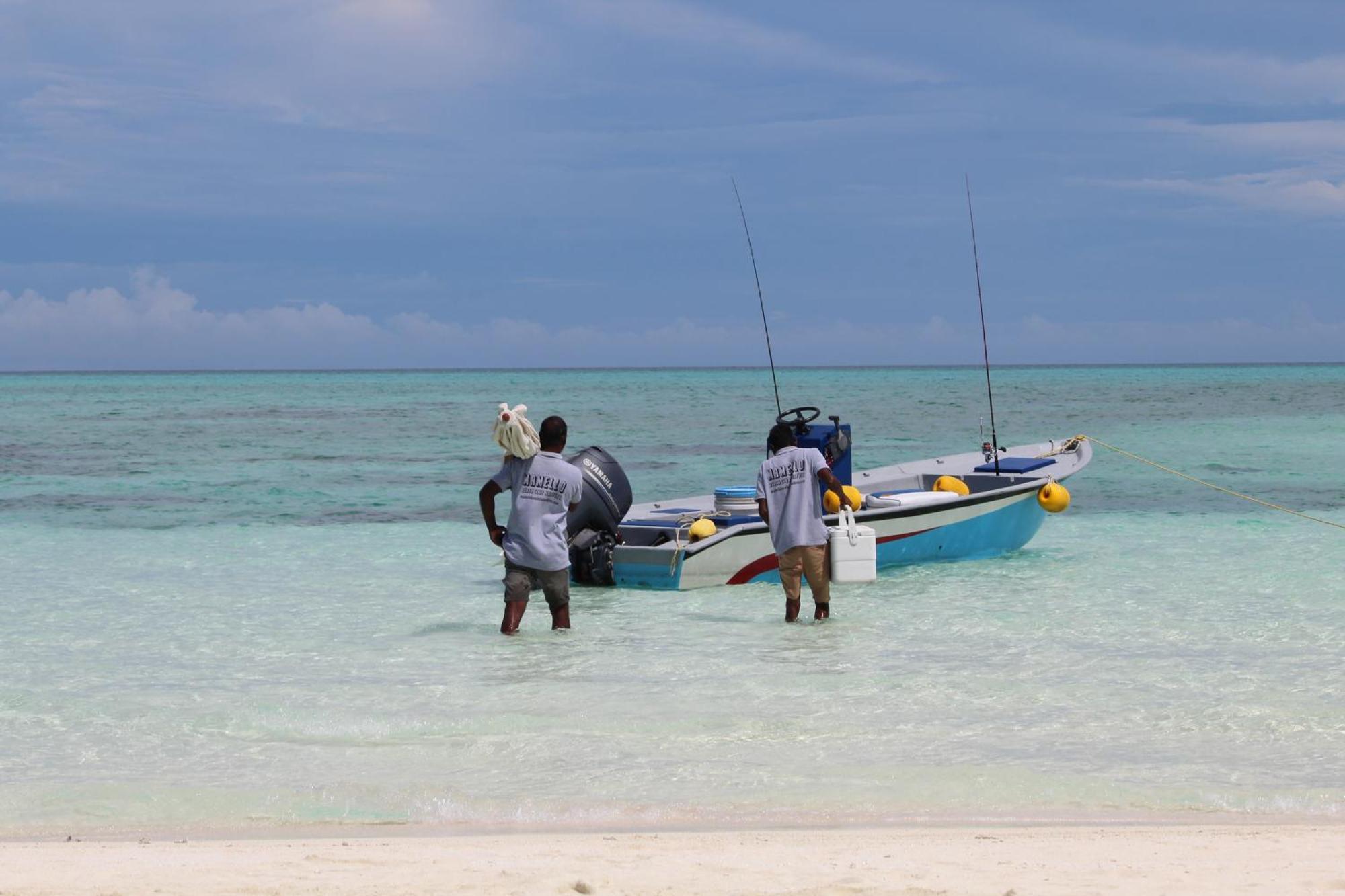 Mamello Beach Club Maldives Feridhoo Luaran gambar
